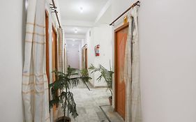 Spot On Sukanya Guest House